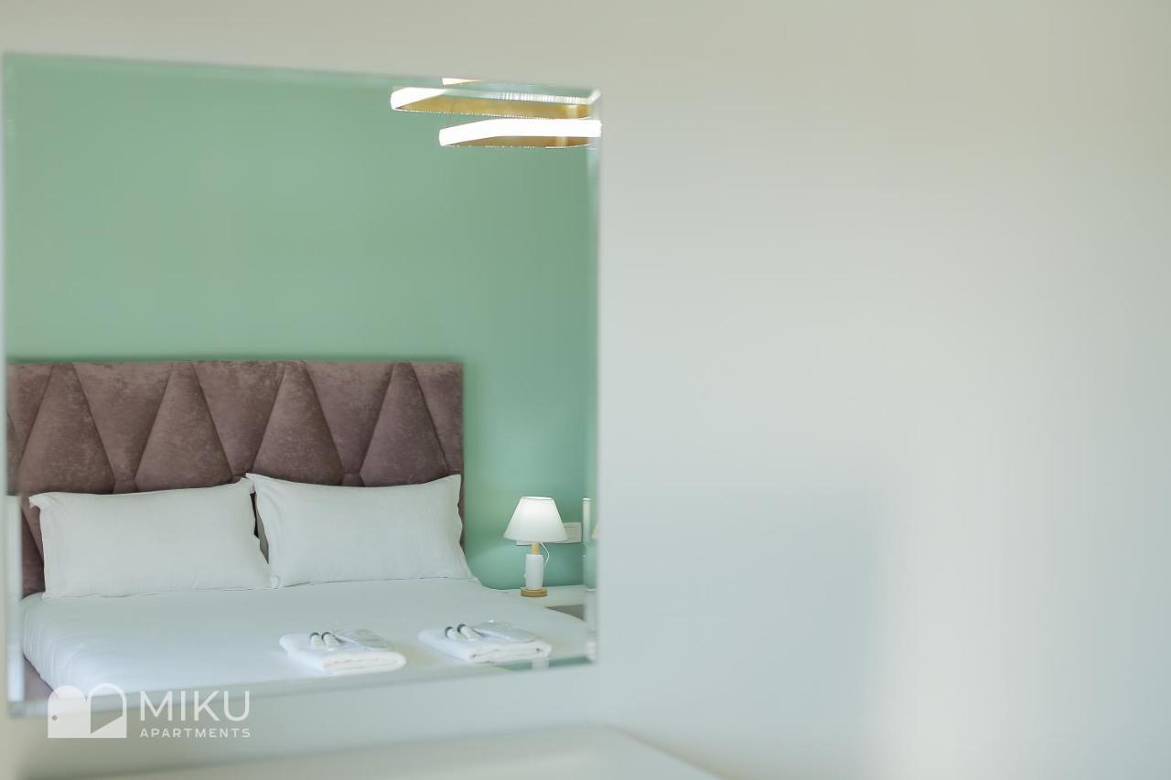 Miku - Luxurious 2bedroom At Olympic Apartamento